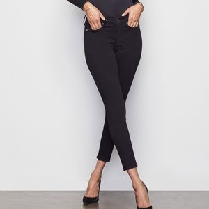 Good American Good Legs Crop Dark Wash Stretch Jeans